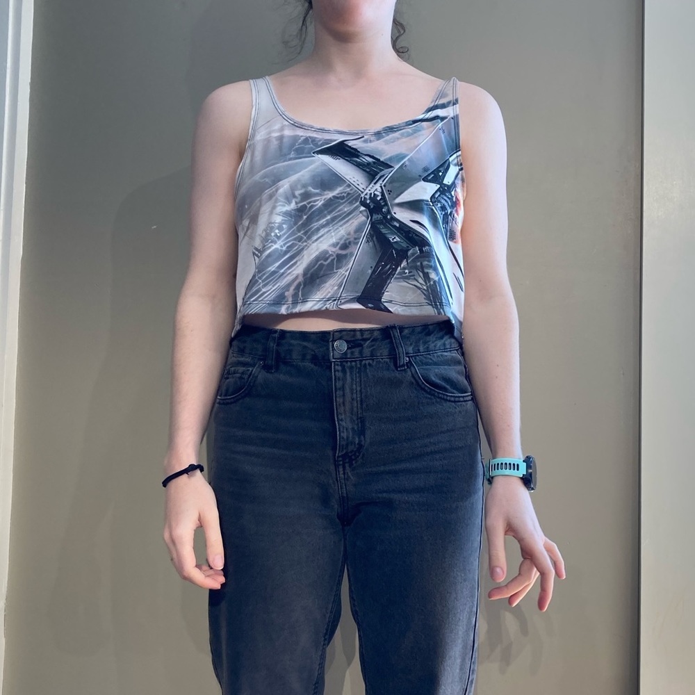 Excision crop top tank size M